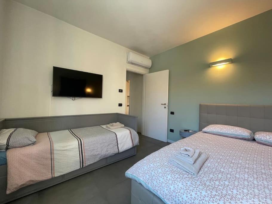 Center - Modern Flat With Free Parking And Wifi - B *