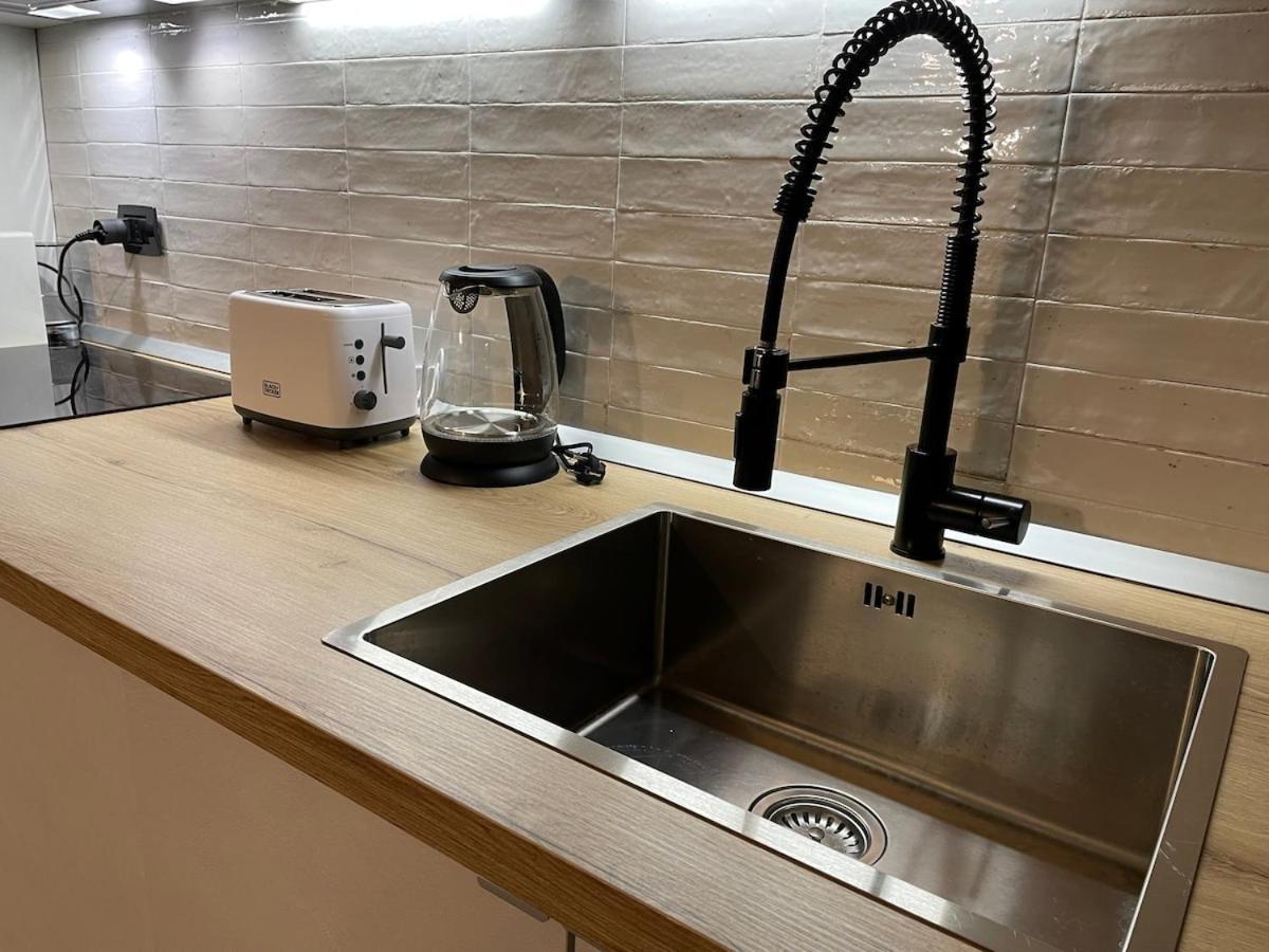 Apartamento Center - Modern Flat With Free Parking And Wifi - B *